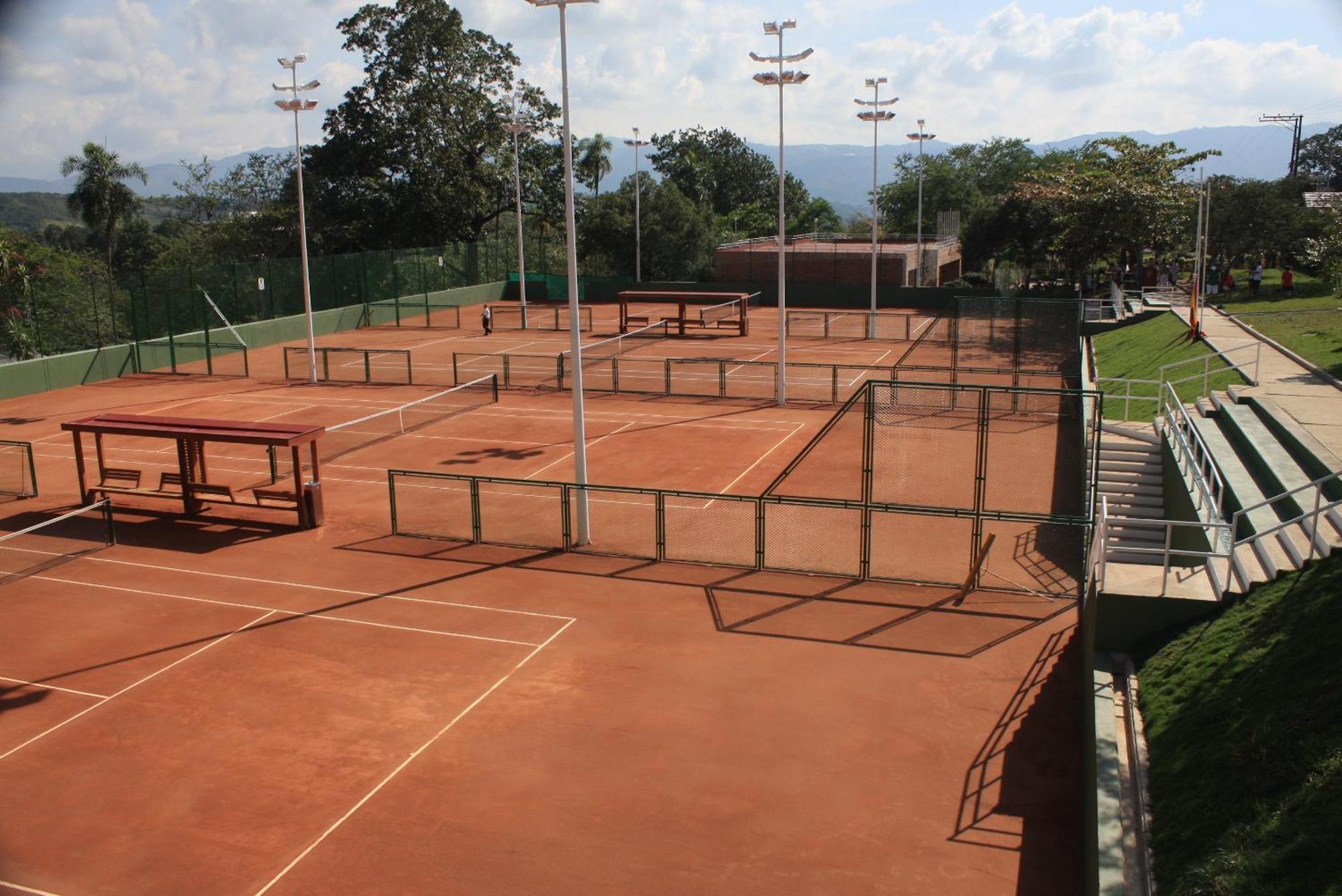 Club Campestre De Bucaramanga Hotel Флоридабланка Екстериор снимка