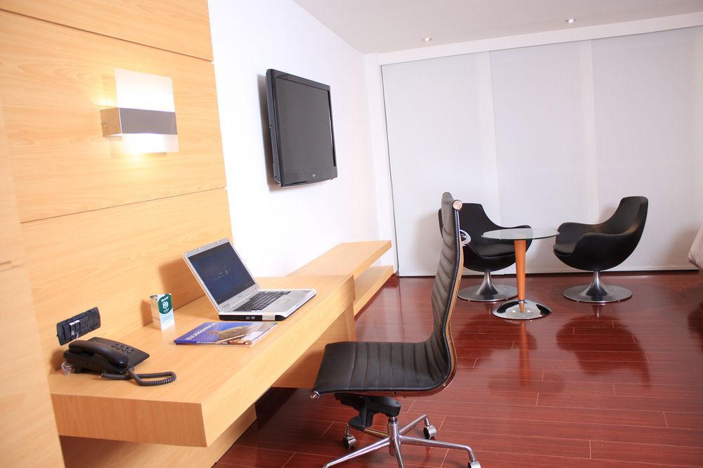 Club Campestre De Bucaramanga Hotel Флоридабланка Екстериор снимка